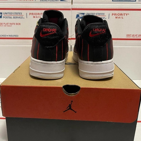 Wmns Nike Air Force 1 Jewel Low "Chicago" 2020 - Picture 5 of 8